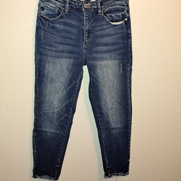 Kancan Estilo Denim Tapered Jeans Size 28 Distressed Blue Mid Rise Raw Hem - Picture 6 of 9